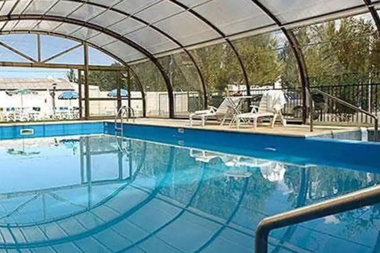 Land Express Neuquen Hotel Екстериор снимка